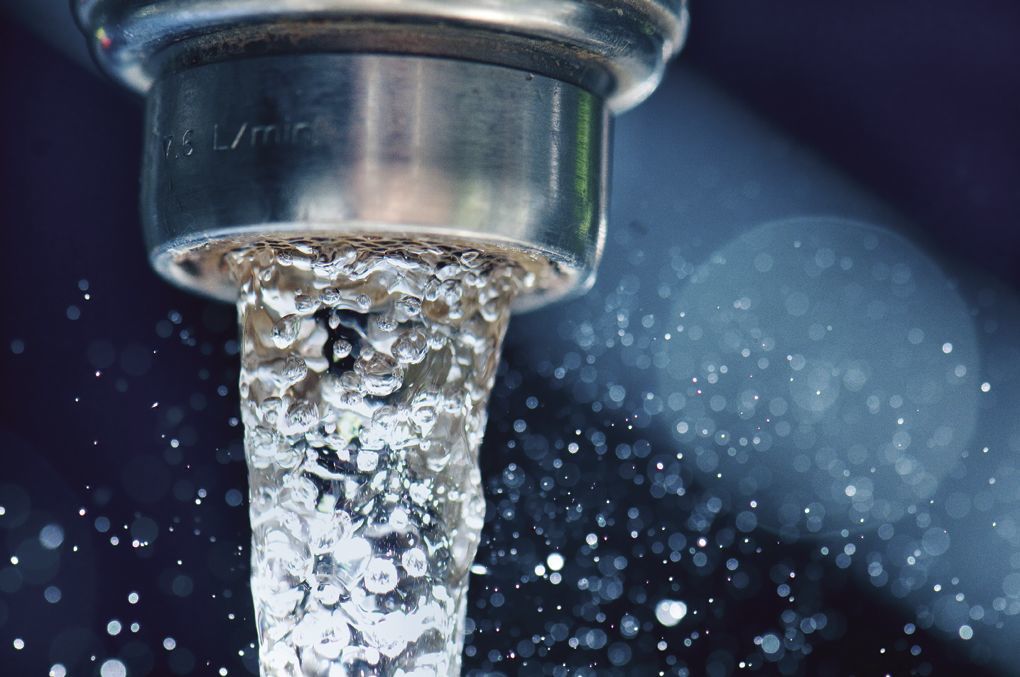 Water faucet